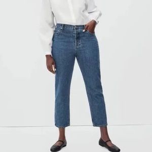 Everlane The Curvy 90s Cheeky Jean. Size 26 Ankle/Medium Blue. Worn once.